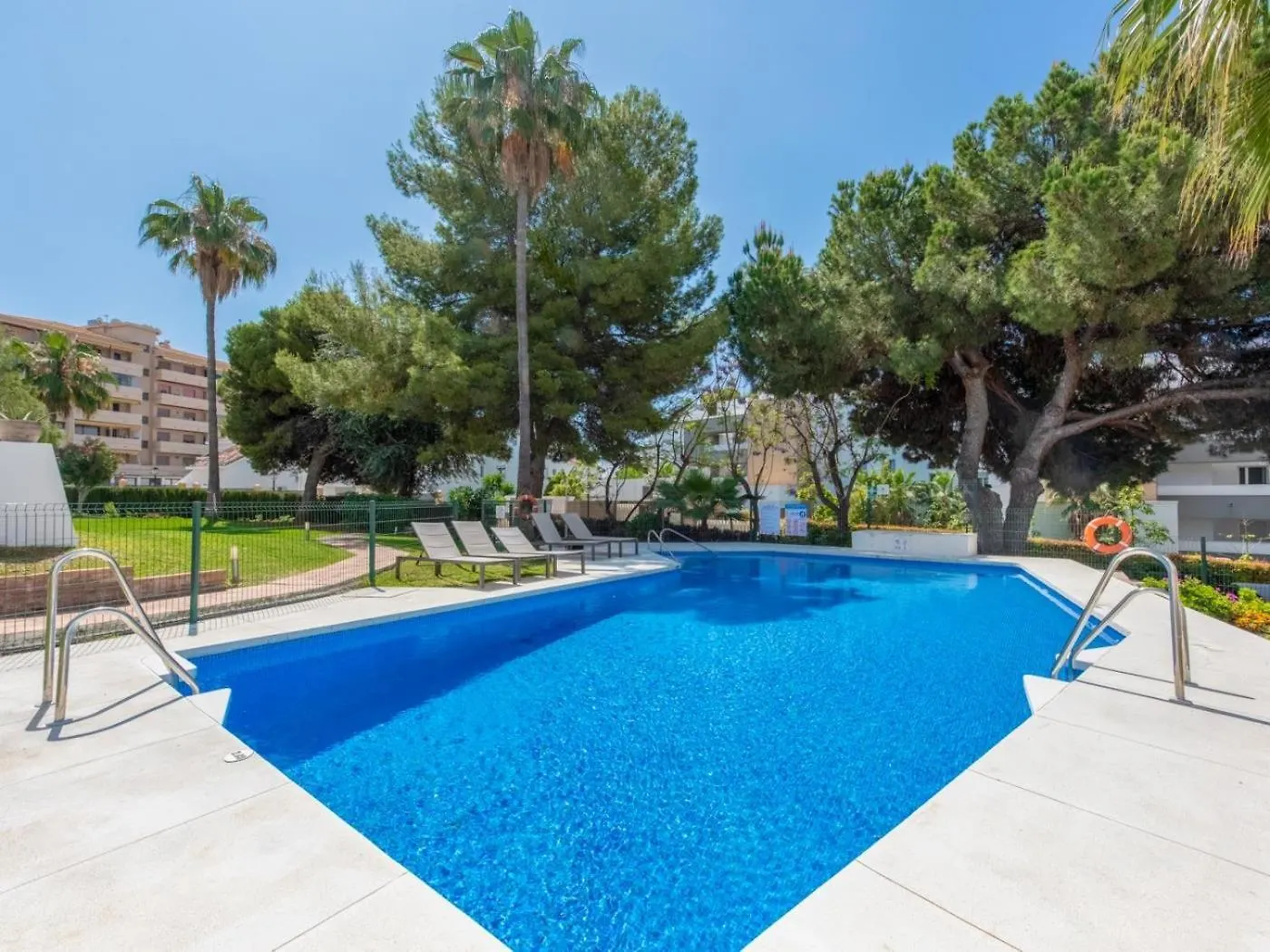Sol Y Paz 3, Nice Apartment With Great Location Marbella Spain