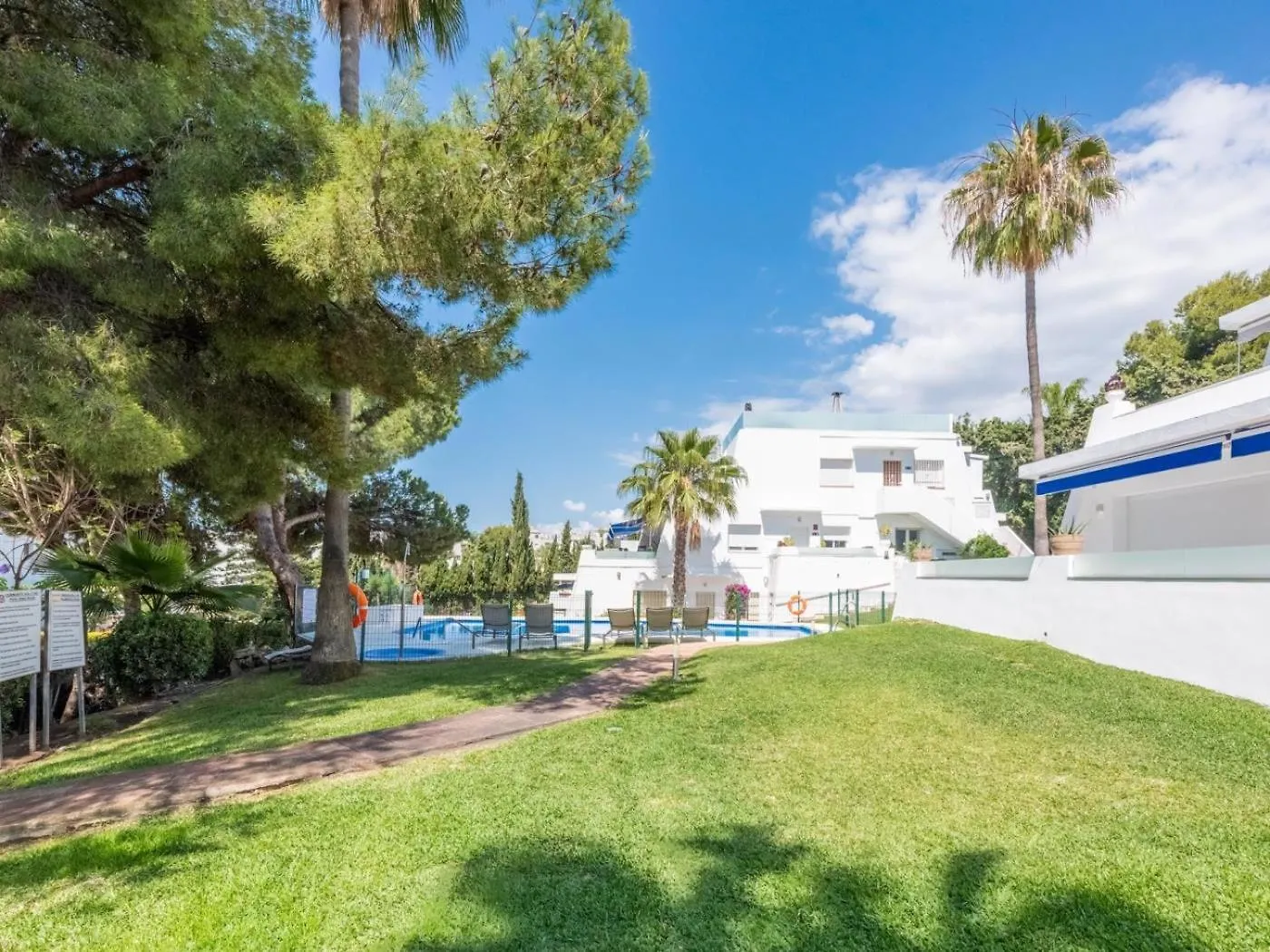 Sol Y Paz 3, Nice Apartment With Great Location Marbella 0*,  Spain