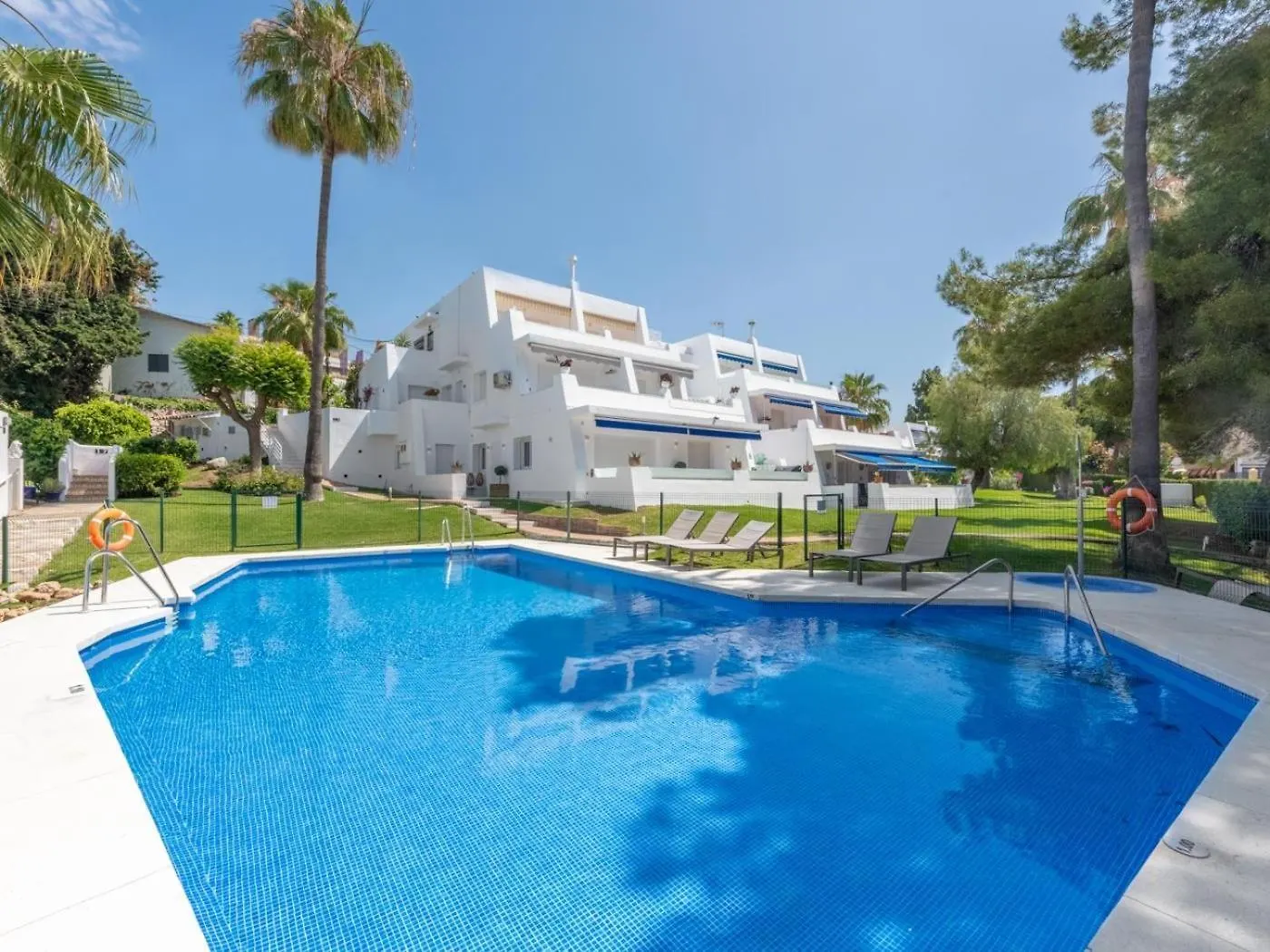 Sol Y Paz 3, Nice Apartment With Great Location Marbella
