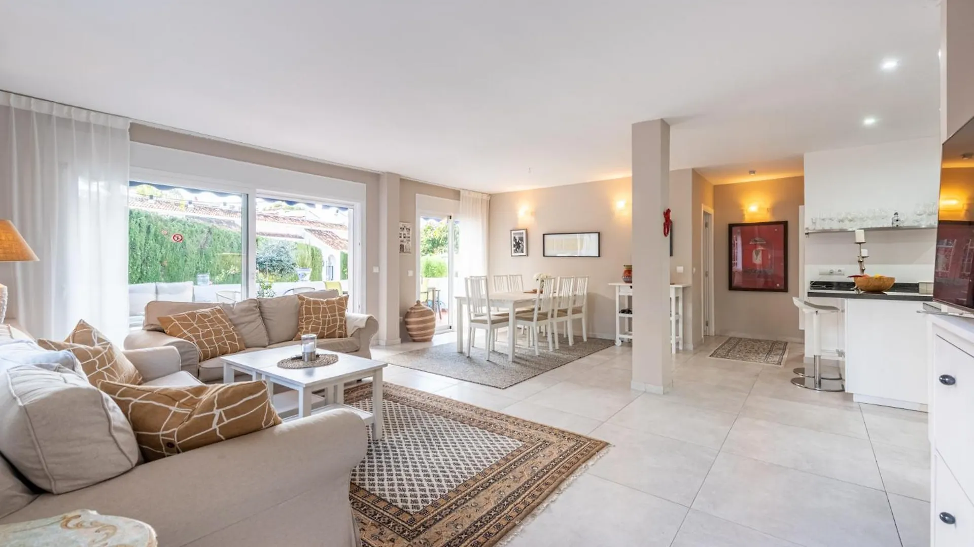 Sol Y Paz 3, Nice Apartment With Great Location Marbella 0*,  Spain