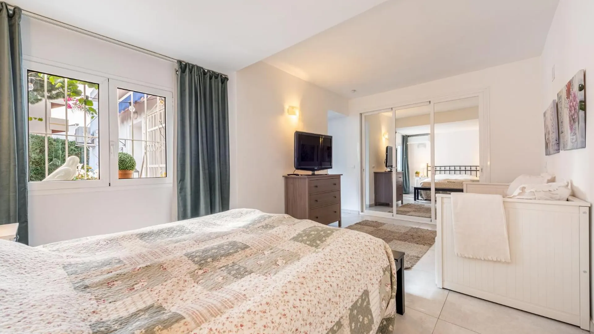 Sol Y Paz 3, Nice Apartment With Great Location Marbella 0*,