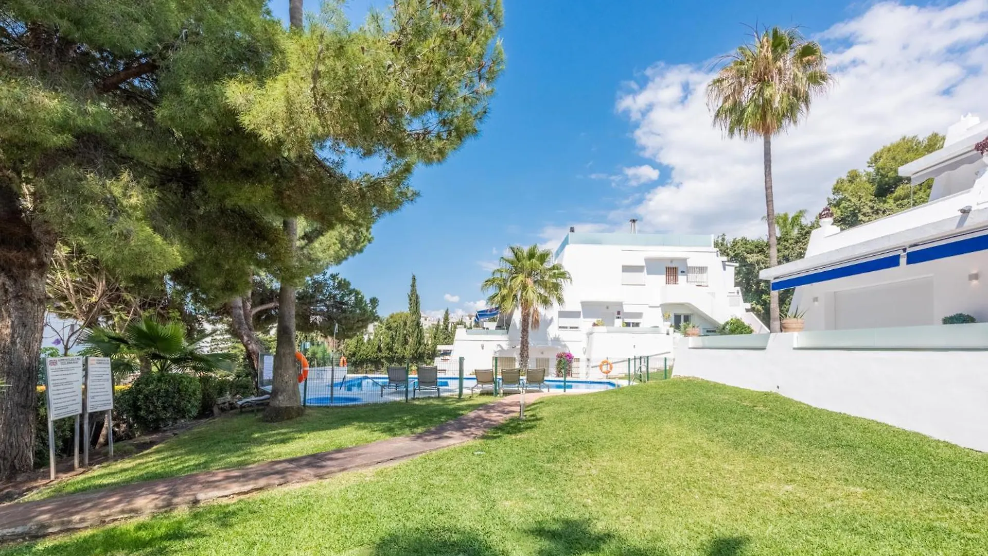 Sol Y Paz 3, Nice Apartment With Great Location Marbella